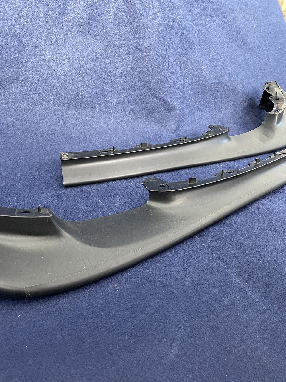 新品】RX-7 FD フロントリップスポイラー ボルト・ナット付属